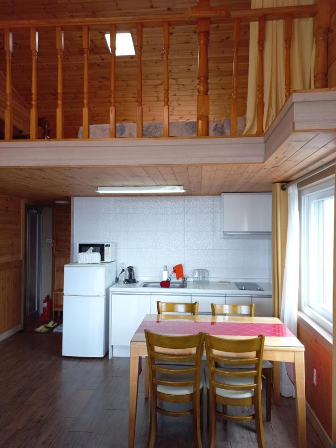 Good Day Pension Seogwipo-stad Buitenkant foto